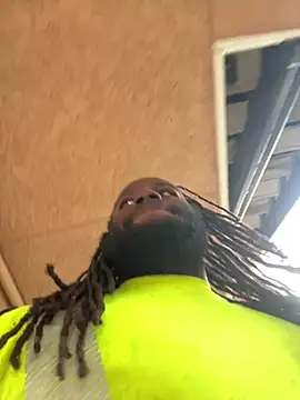 Snapshot of saddlewalker35 chatting on February 7, 11:24 pm saddlewalker35 online show from February 7, 11:24 pm