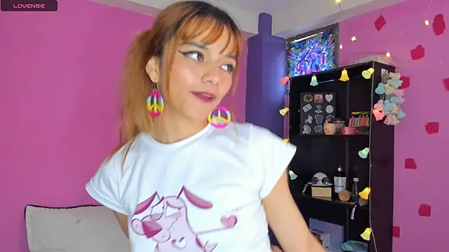 kittyzenn online show from January 2, 7:29 pm