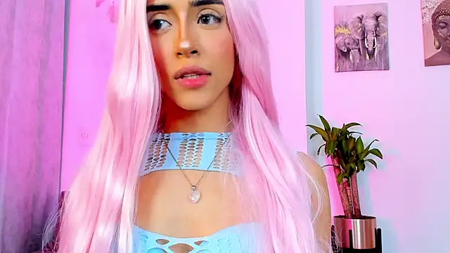 StormiRusso online show from January 22, 2:15 am