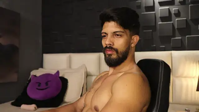 DannSaenz online show from February 15, 1:16 pm