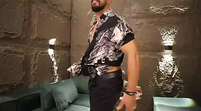 DannSaenz online show from March 4, 2:10 pm