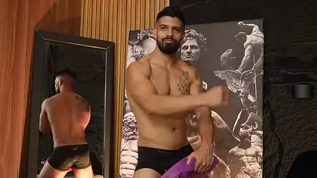 DannSaenz online show from September 12, 3:56 pm