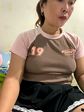 Snapshot of Linaannn chatting on September 14, 12:26 pm Linaannn online show from September 14, 12:26 pm