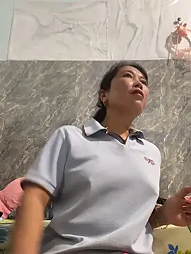 Snapshot of Linaannn chatting on November 28, 11:40 pm Linaannn online show from November 28, 11:40 pm