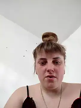 CoddessCrystal online show from March 22, 5:28 am