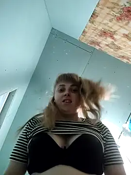 CoddessCrystal online show from December 1, 8:52 am