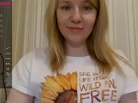 urbadkitty online show from December 14, 12:44 pm