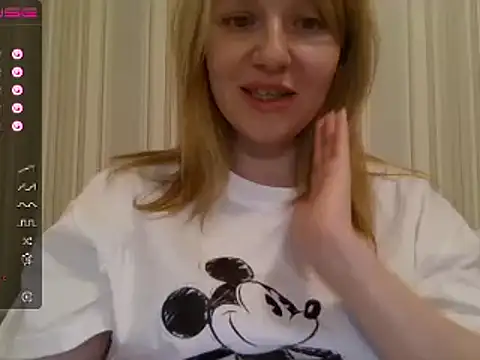 urbadkitty online show from January 3, 5:53 pm