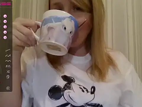 urbadkitty online show from January 17, 12:31 pm