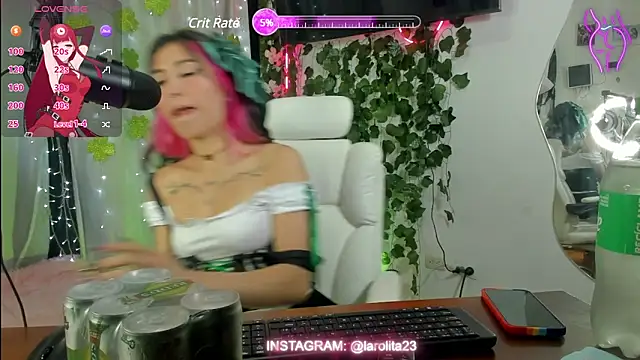 Snapshot of rouss_ari chatting on March 17, 5:49 pm rouss ari online show from March 17, 5:49 pm