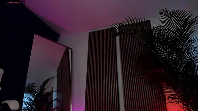 Snapshot of rouss_ari chatting on September 14, 2:44 am rouss ari online show from September 14, 2:44 am