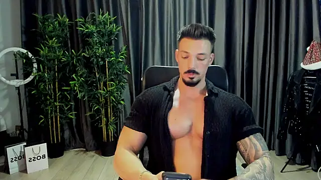 HaydenSpearss online show from November 26, 2:40 pm