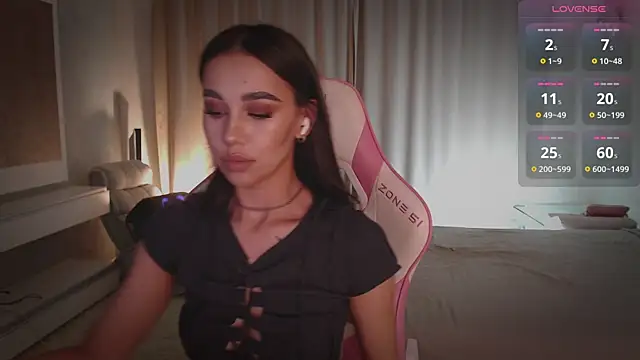 Snapshot of march_mellow chatting on January 19, 6:43 pm march mellow online show from January 19, 6:43 pm