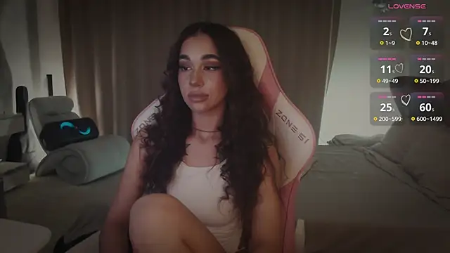 Snapshot of march_mellow chatting on March 13, 6:23 pm march mellow online show from March 13, 6:23 pm