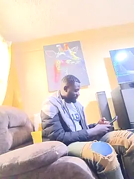 ClinDi online show from April 23, 2:30 pm