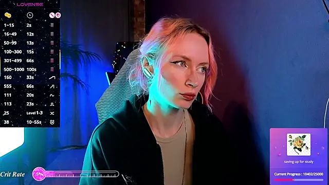 Snapshot of _HelenCarter chatting on July 7, 8:35 pm HelenCarter online show from July 7, 8:35 pm