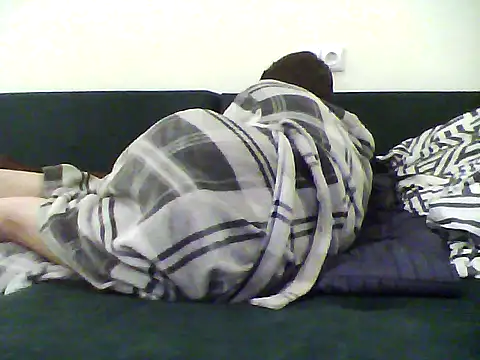 shufflercat online show from April 12, 7:08 pm