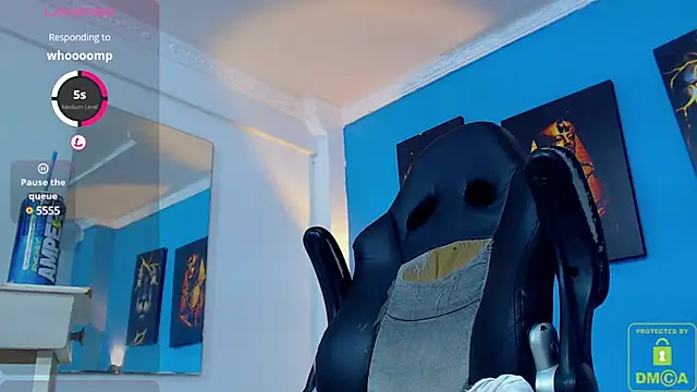 Snapshot of Valerio_20 chatting on January 6, 8:28 pm Valerio 20 online show from January 6, 8:28 pm