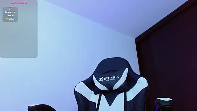 Snapshot of Valerio_20 chatting on February 25, 8:09 pm Valerio 20 online show from February 25, 8:09 pm