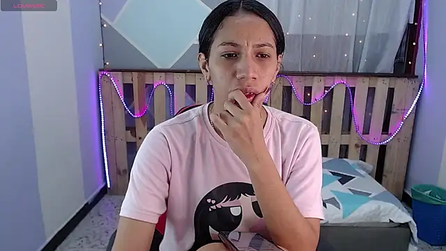 Lina10 online show from March 10, 7:40 pm