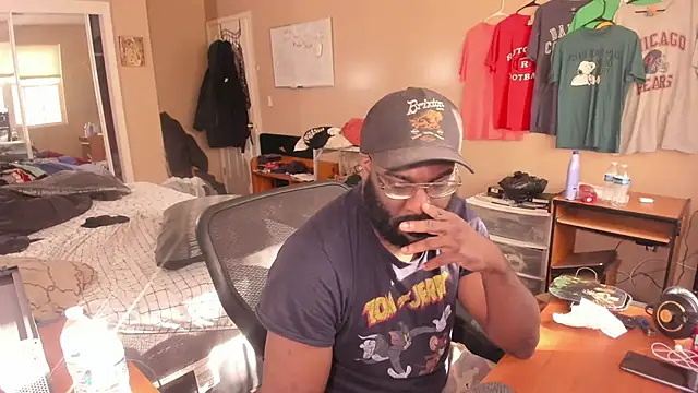 MrChuckDailyXXX online show from October 23, 2:27 pm