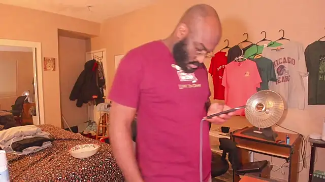 MrChuckDailyXXX online show from December 17, 6:30 am