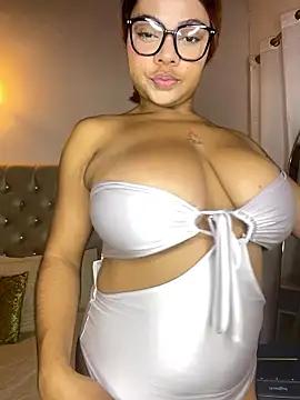 Eloisa cleavage  online show from January 16, 10:19 am