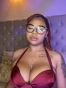 Eloisa cleavage  online show from February 26, 10:25 am