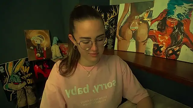 luxie milady online show from March 10, 1:38 pm