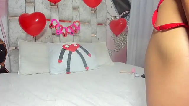 EMMA SWEETT1 online show from February 16, 3:38 pm