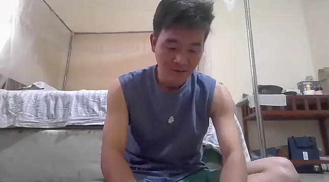 Snapshot of kisstoyousoon2024 chatting on February 17, 3:20 pm kisstoyousoon2024 online show from February 17, 3:20 pm