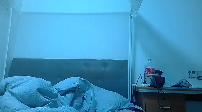 Snapshot of kisstoyousoon2024 chatting on March 17, 5:12 am kisstoyousoon2024 online show from March 17, 5:12 am