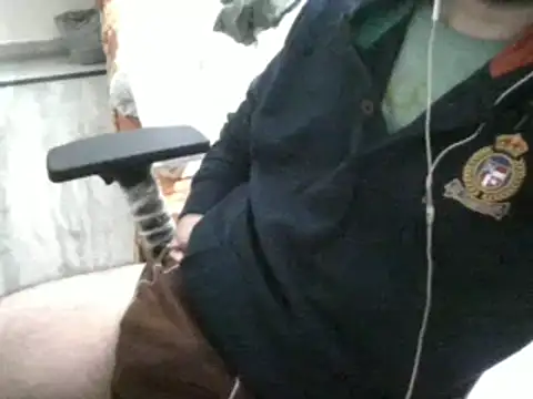 raka120294 online show from December 28, 11:09 am