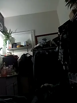 Snapshot of Slunghung79 chatting on September 12, 12:16 pm Slunghung79 online show from September 12, 12:16 pm