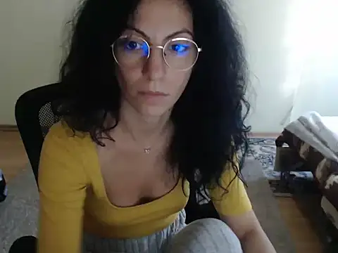 Emmatoo online show from October 13, 1:33 pm