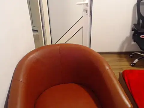 Emmatoo online show from March 14, 10:26 pm