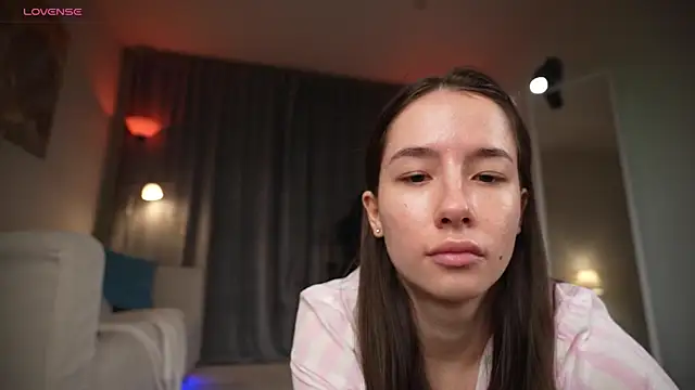 Snapshot of Amely_Young chatting on October 9, 12:30 am Amely Young online show from October 9, 12:30 am