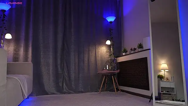 Amely Young online show from February 2, 1:26 am