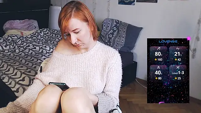 Snapshot of licentia__poetica chatting on February 10, 6:20 am licentia  poetica online show from February 10, 6:20 am