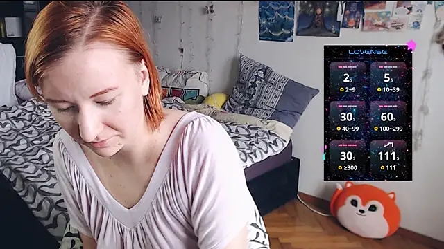 Snapshot of licentia__poetica chatting on February 11, 7:23 am licentia  poetica online show from February 11, 7:23 am