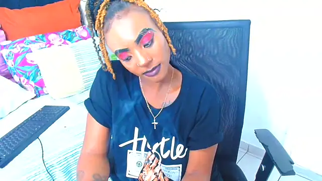 SAVAGExBOO online show from December 4, 12:53 am