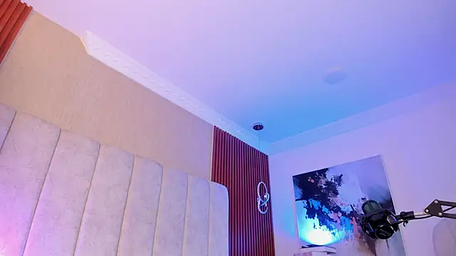 Snapshot of HannaRed_ chatting on October 11, 7:45 pm HannaRed online show from October 11, 7:45 pm