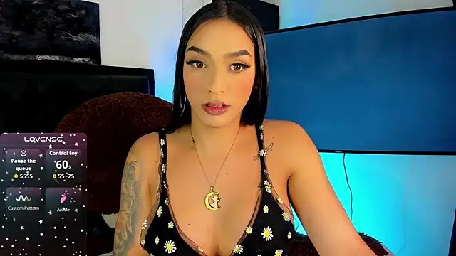 Maryonthemoon online show from November 4, 11:53 am