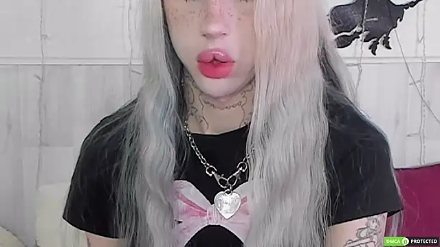 Snapshot of Joy_Barker chatting on October 25, 4:20 am Joy Barker online show from October 25, 4:20 am