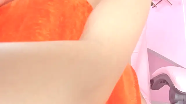 Snapshot of meribeth303av chatting on March 4, 1:55 am meribeth303av online show from March 4, 1:55 am