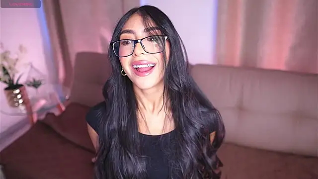 Sara albrecht online show from January 28, 1:05 pm