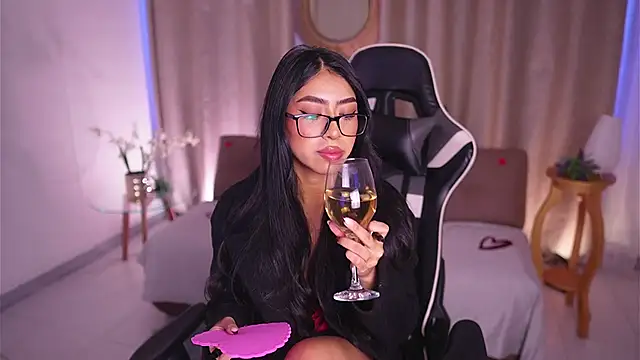 Sara albrecht online show from February 14, 12:47 pm