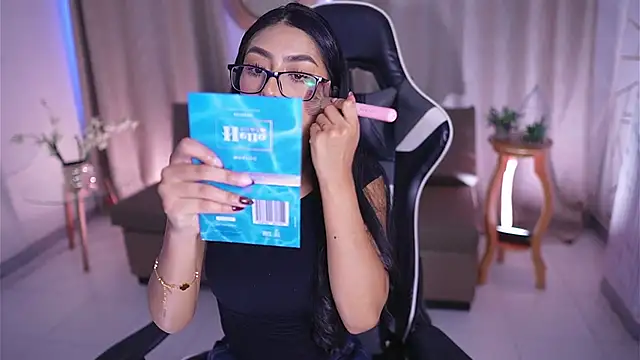 Sara albrecht online show from February 21, 12:50 pm