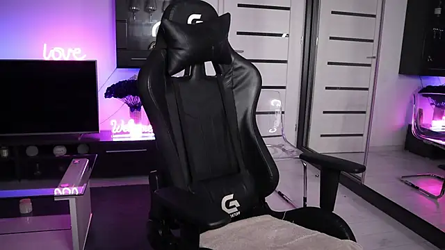 Beauty Anne online show from November 26, 6:58 am