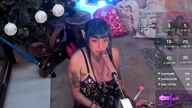 Snapshot of luxifer_666_ chatting on December 24, 7:22 pm luxifer 666  online show from December 24, 7:22 pm